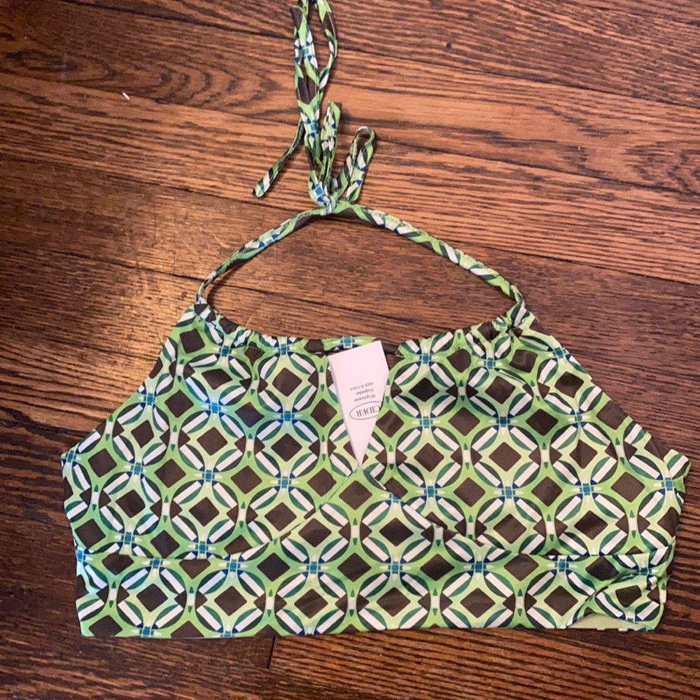 Cider Y2K green patterned halter top with key hole detail. Size Small.